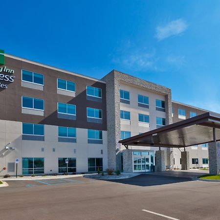 Holiday Inn Express & Suites - Cedar Springs - Grand Rapids N By Ihg Ngoại thất bức ảnh