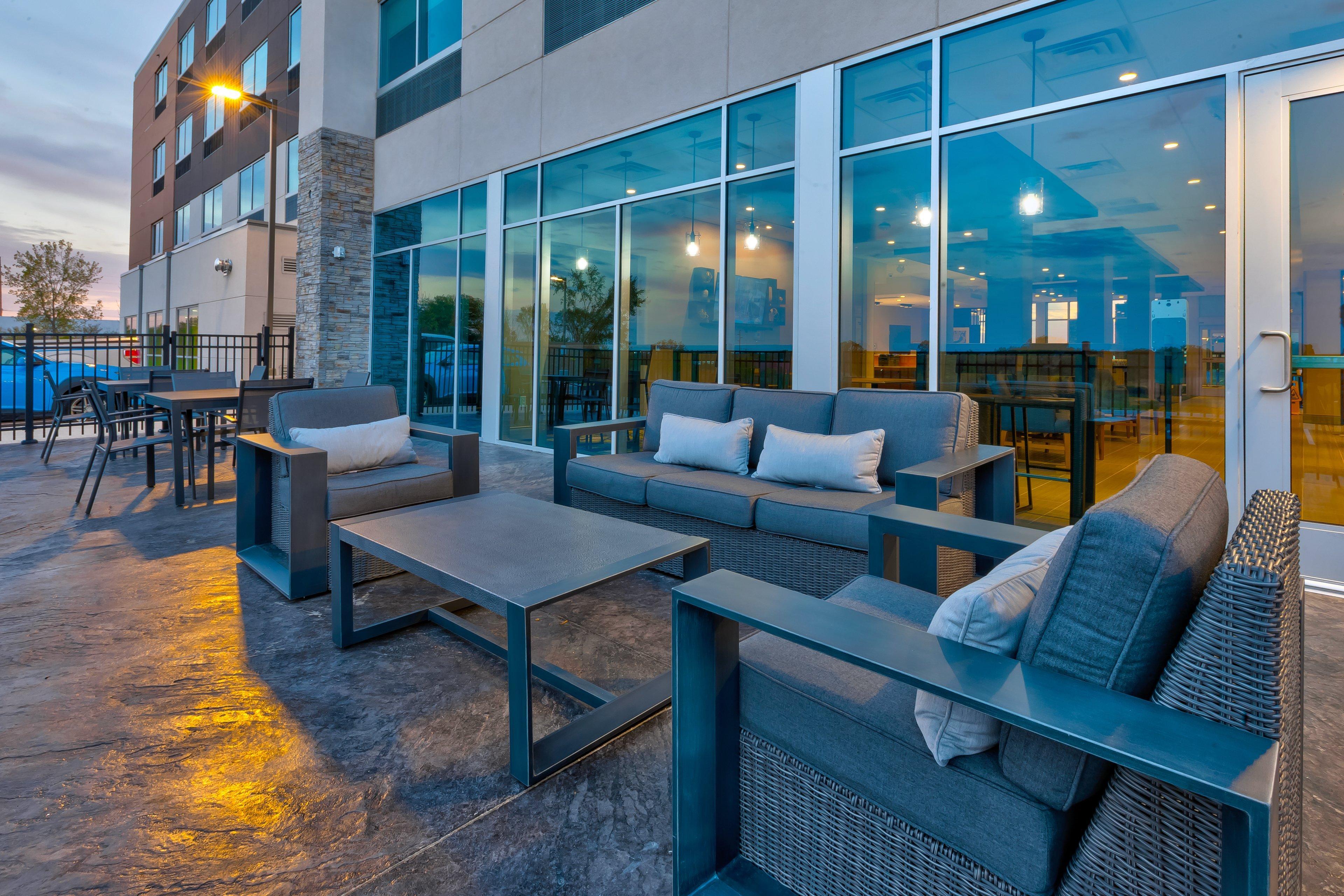 Holiday Inn Express & Suites - Cedar Springs - Grand Rapids N By Ihg Ngoại thất bức ảnh