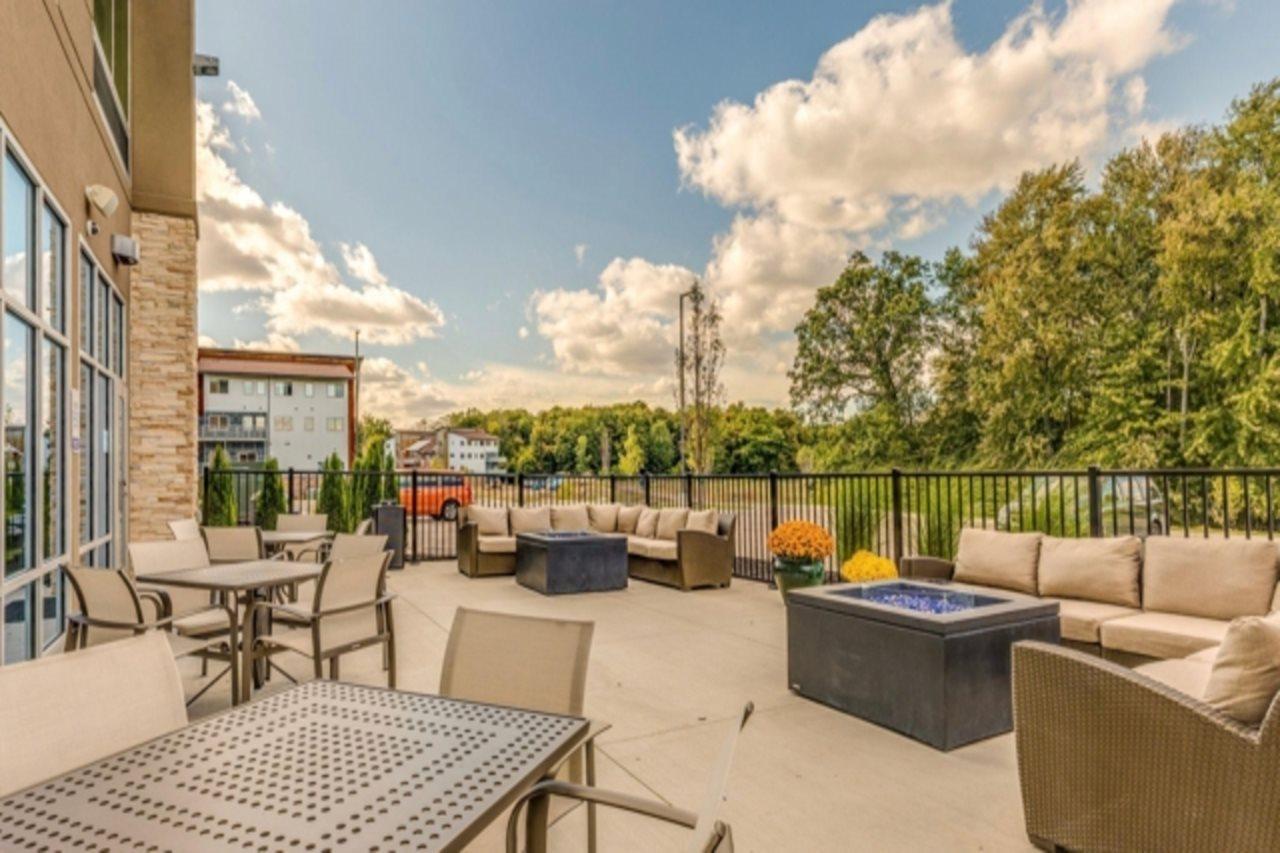 Holiday Inn Express & Suites - Cedar Springs - Grand Rapids N By Ihg Ngoại thất bức ảnh
